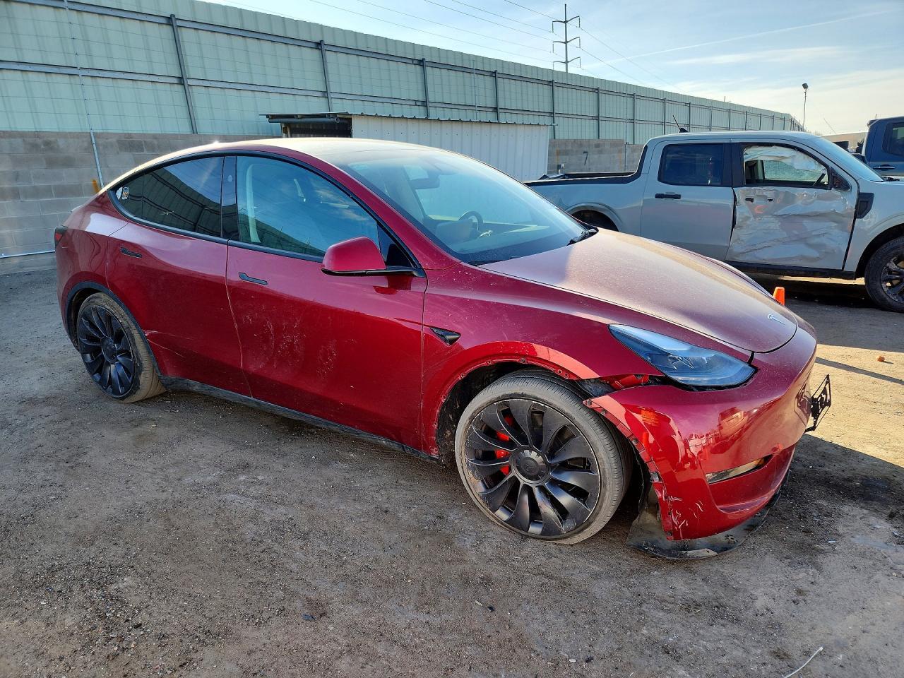 2025 Tesla Model Y - Image 4