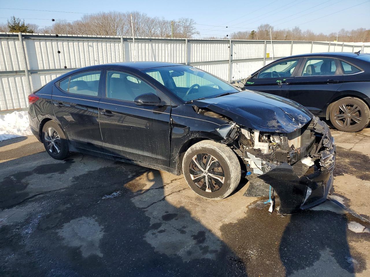 2020 Hyundai Elantra Se - Фото 4