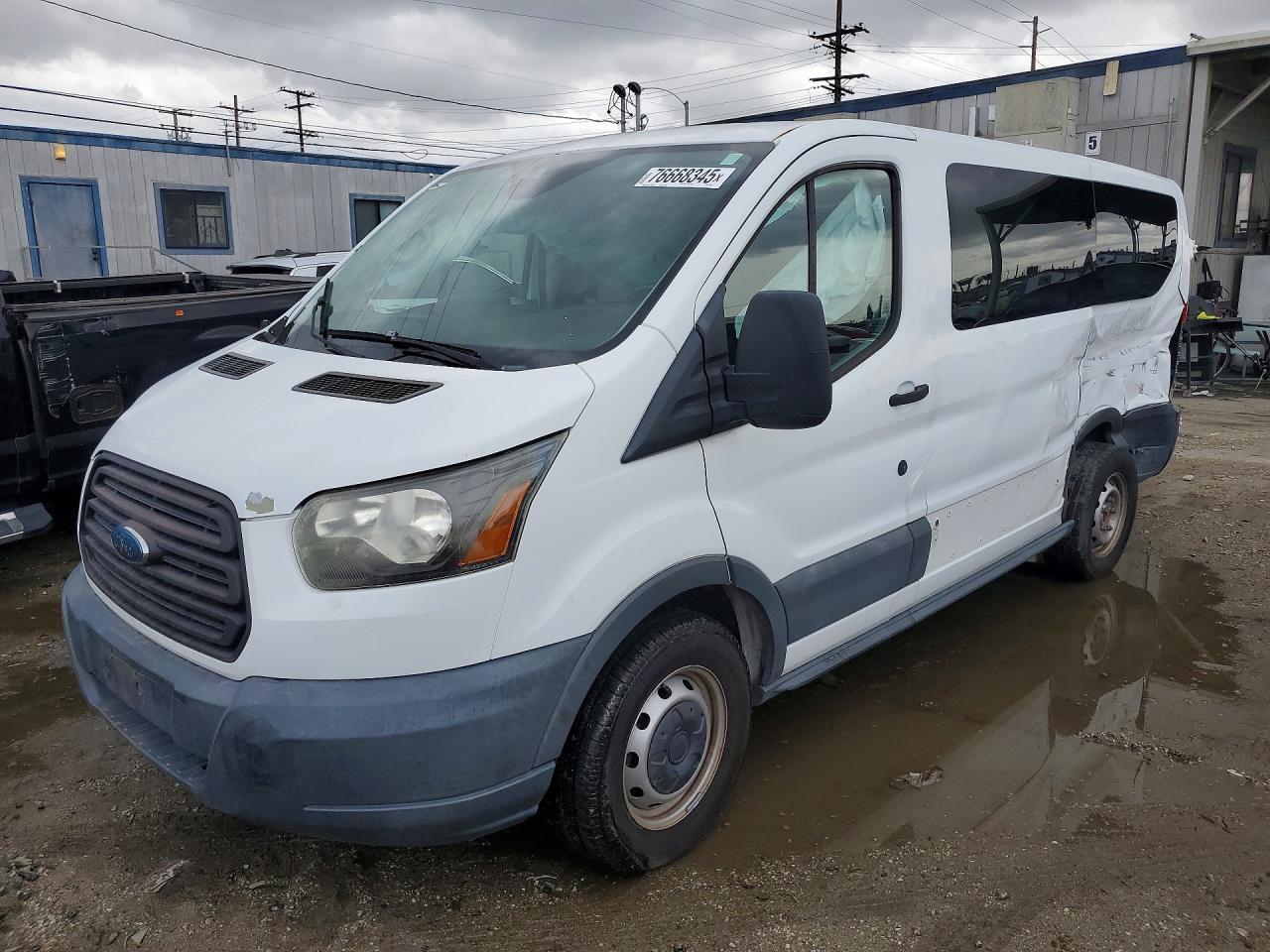 2017 Ford Transit T-150 Xl Passenger Van