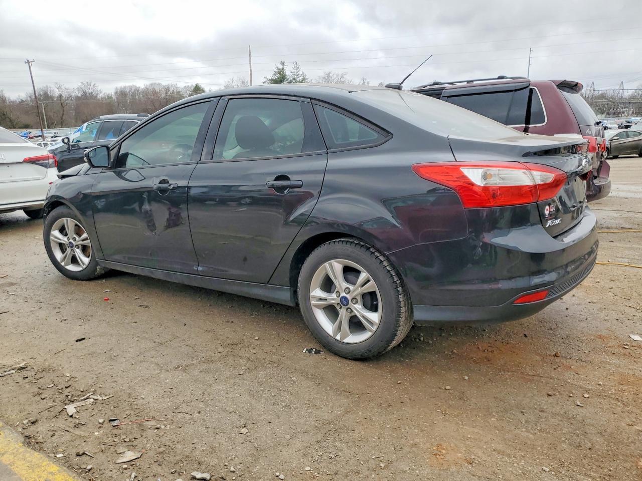 2014 Ford Focus Se - Image 2