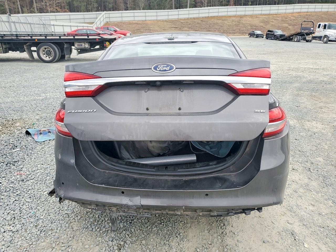 2017 Ford Fusion Se - Image 6
