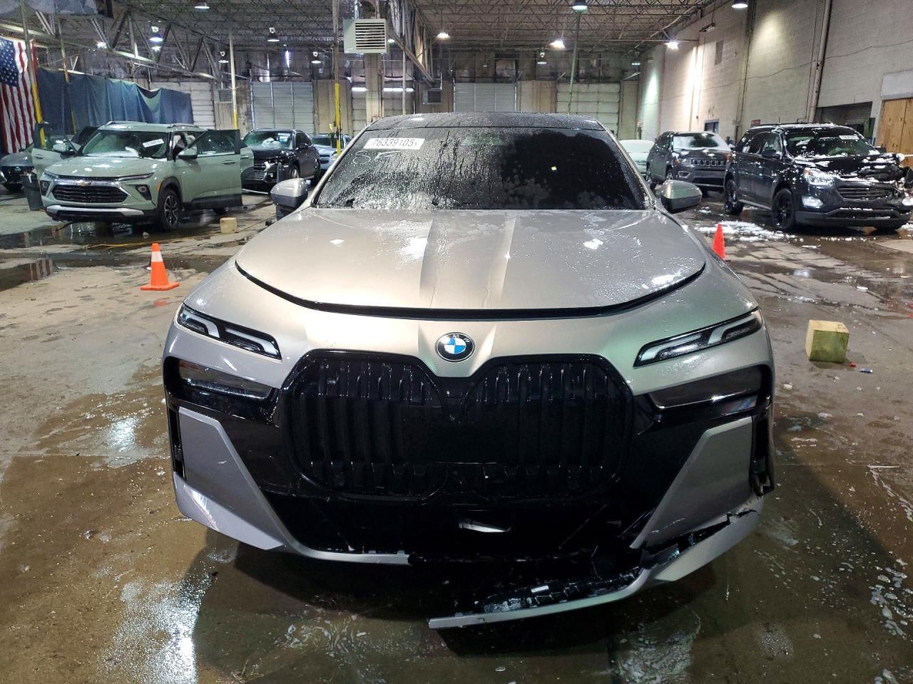 2023 BMW 760 Xi - Image 5