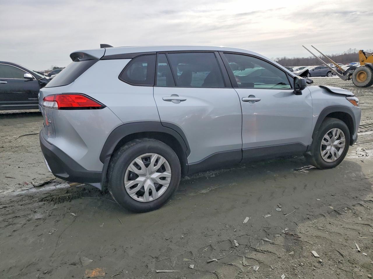 2023 Toyota Corolla Cross L - Фото 3