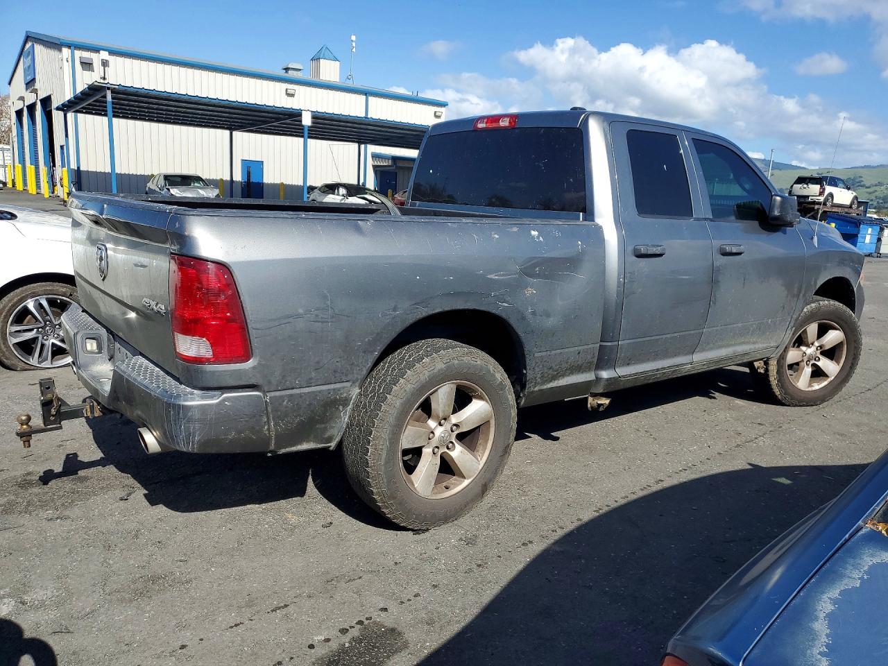 2012 Dodge Ram 150 - Фото 3