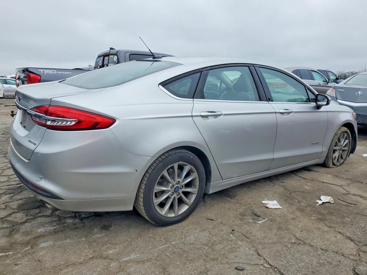 2017 Ford Fusion S Hybrid - Image 3