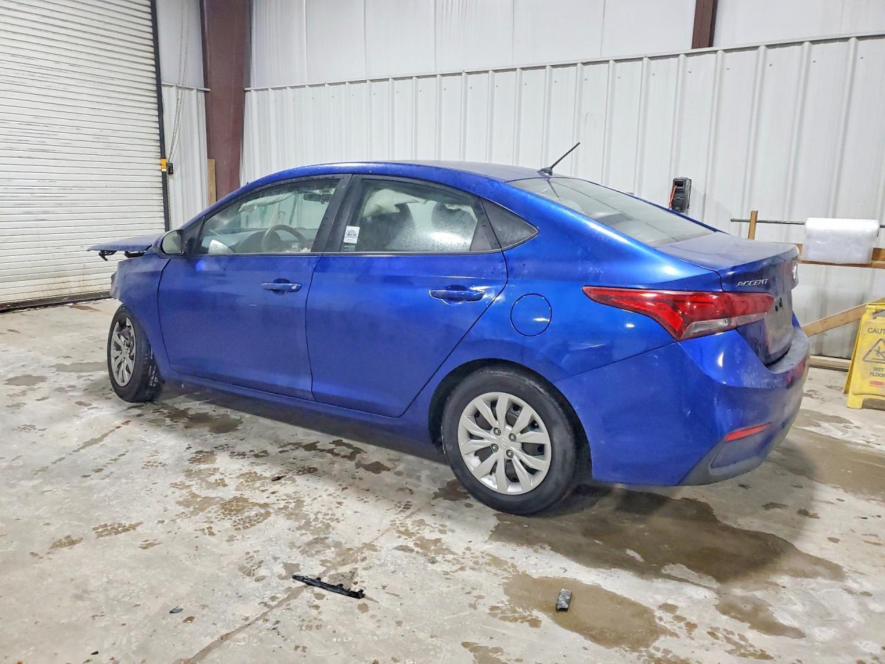2020 Hyundai Accent Se - Фото 2