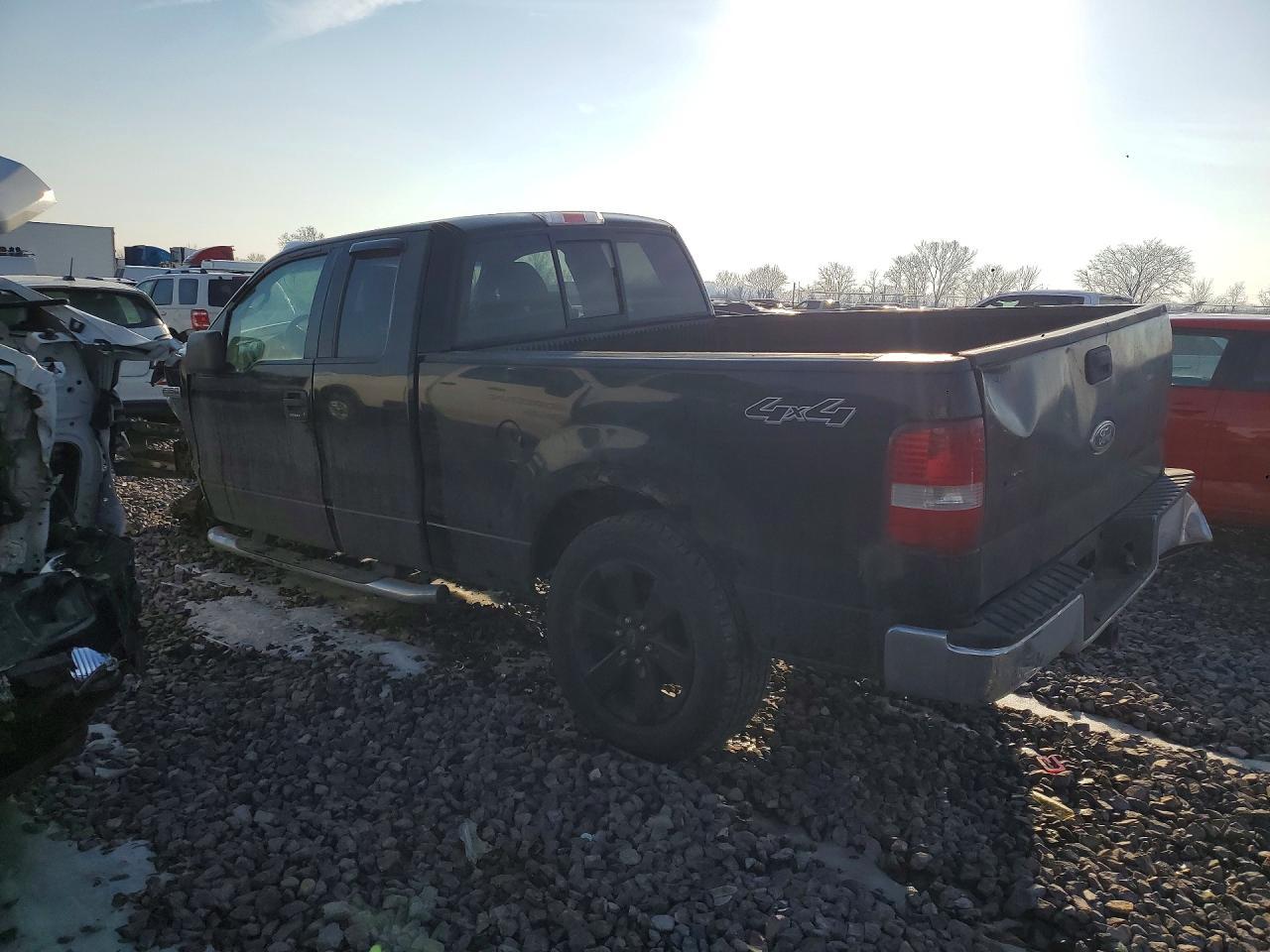 2005 Ford F150 - Фото 2