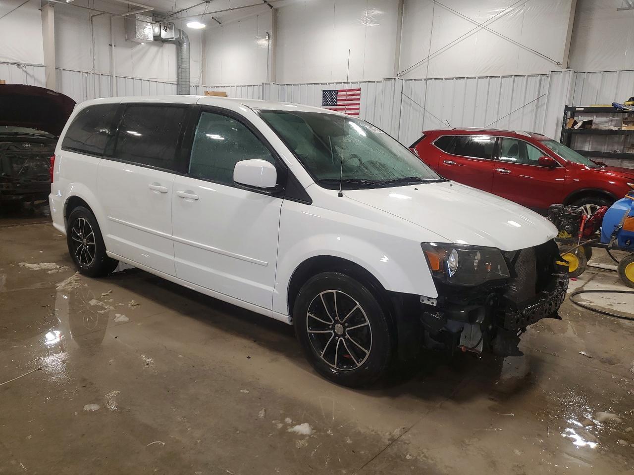 2017 Dodge Grand Caravan Sxt - Фото 4