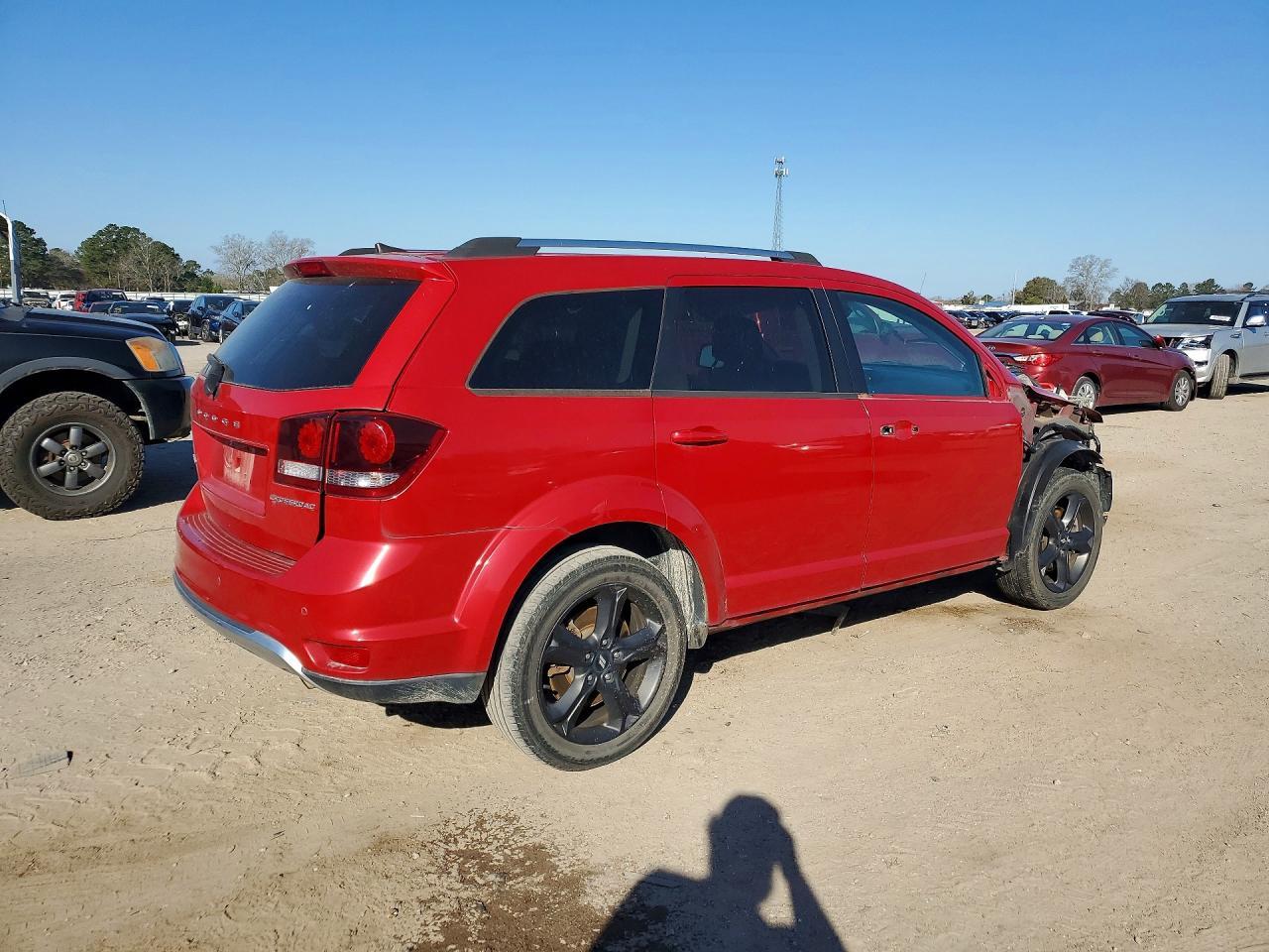 2020 Dodge Journey Crossroad - Фото 3