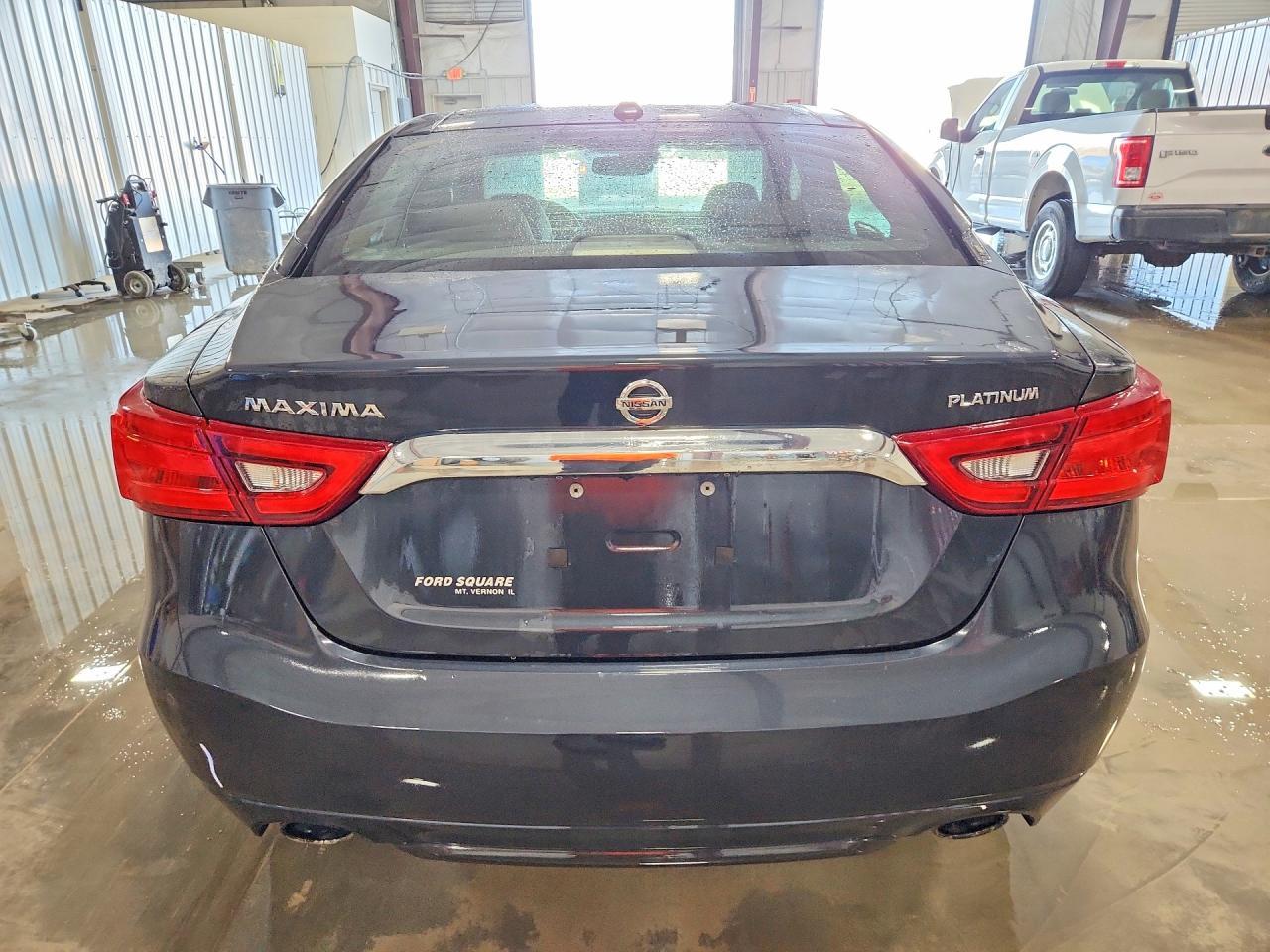 2017 Nissan Maxima Platinum - Image 6