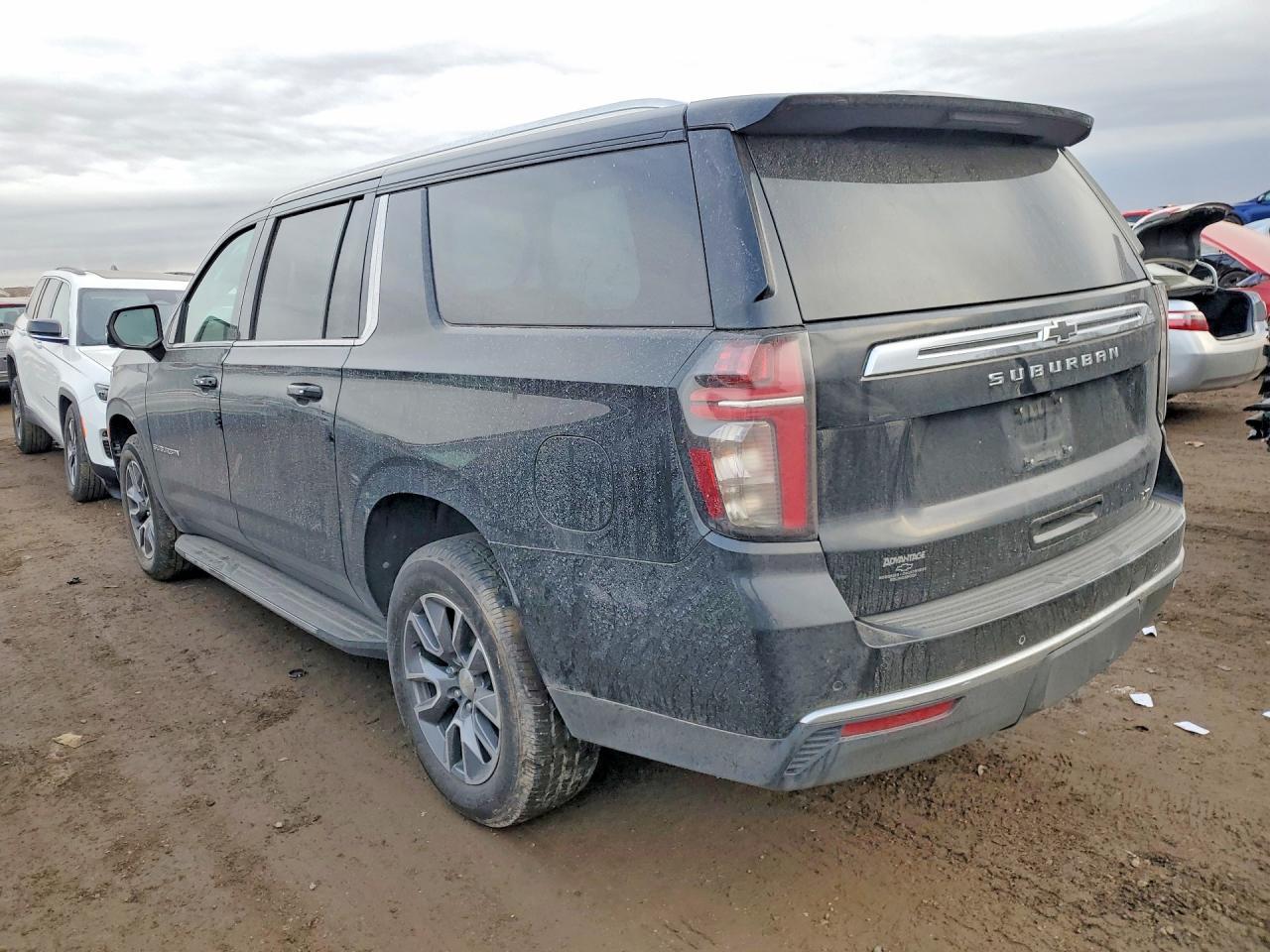2022 Chevrolet Suburban K1500 Lt - Фото 2