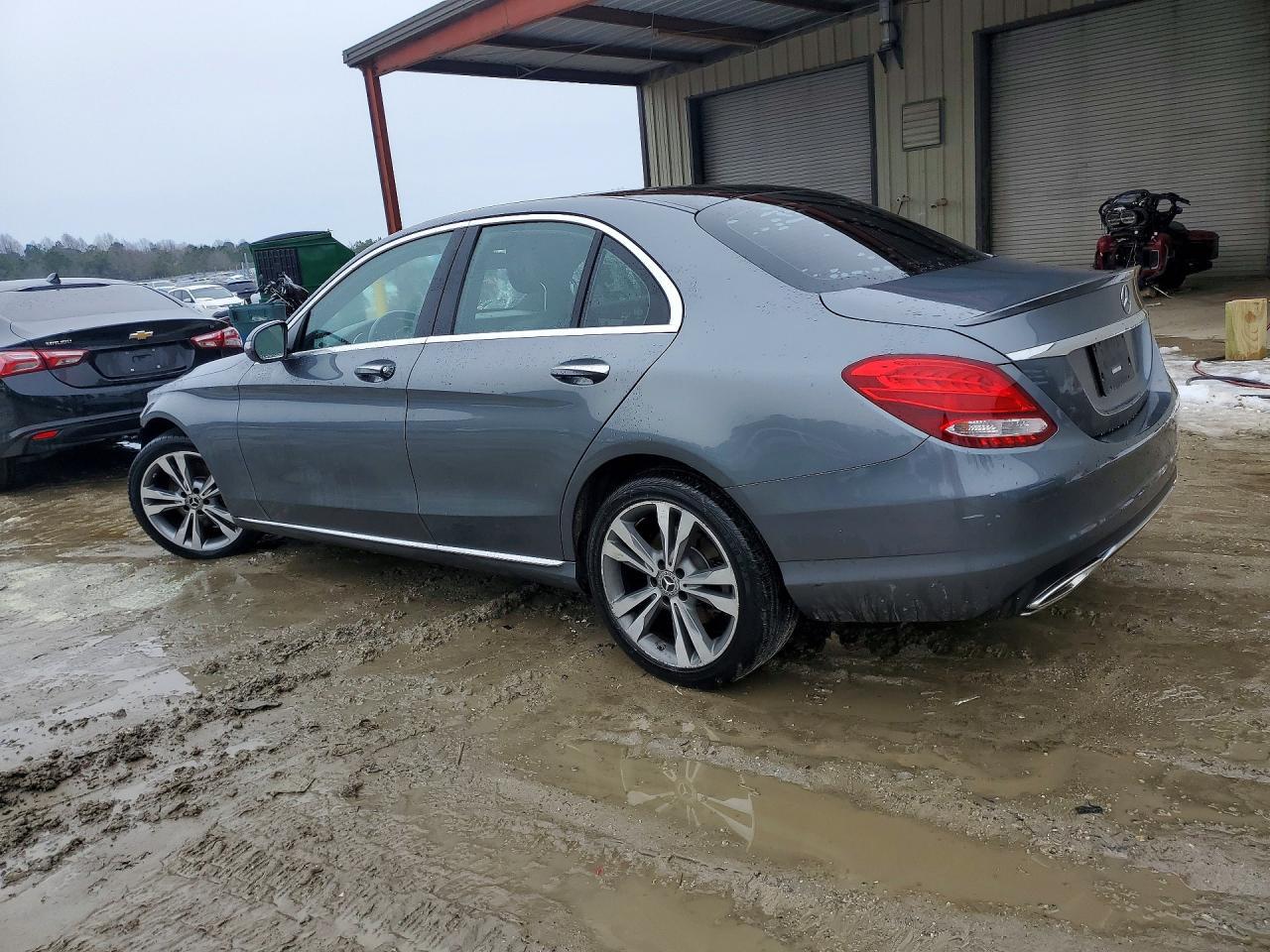 2018 Mercedes-Benz C 300 4Matic - Фото 2