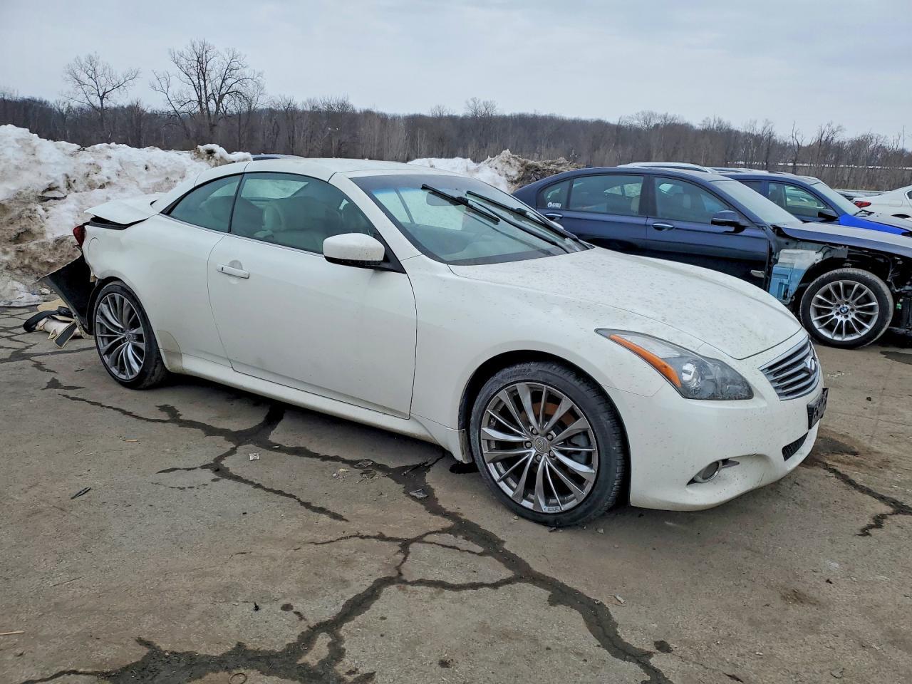 2011 Infiniti G37 Base - Фото 4