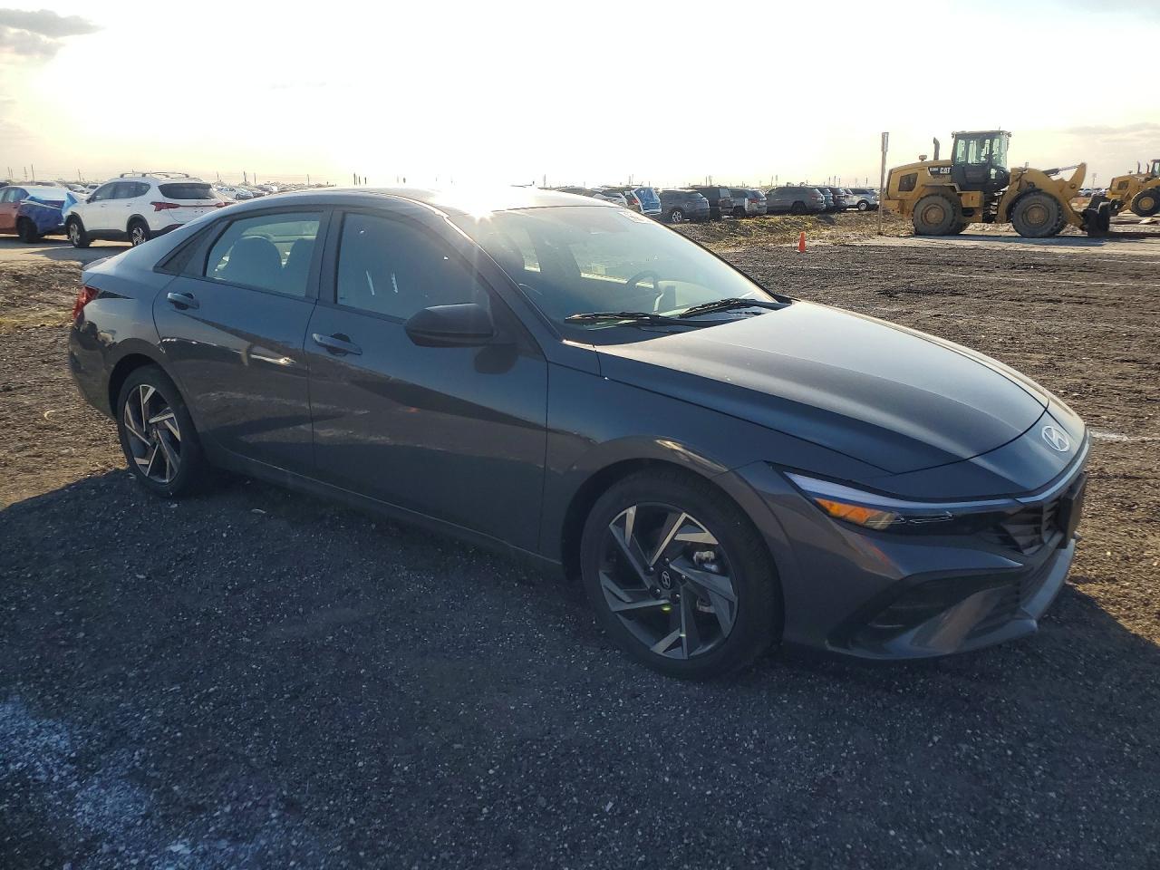 2025 Hyundai Elantra Sel Sport - Фото 4