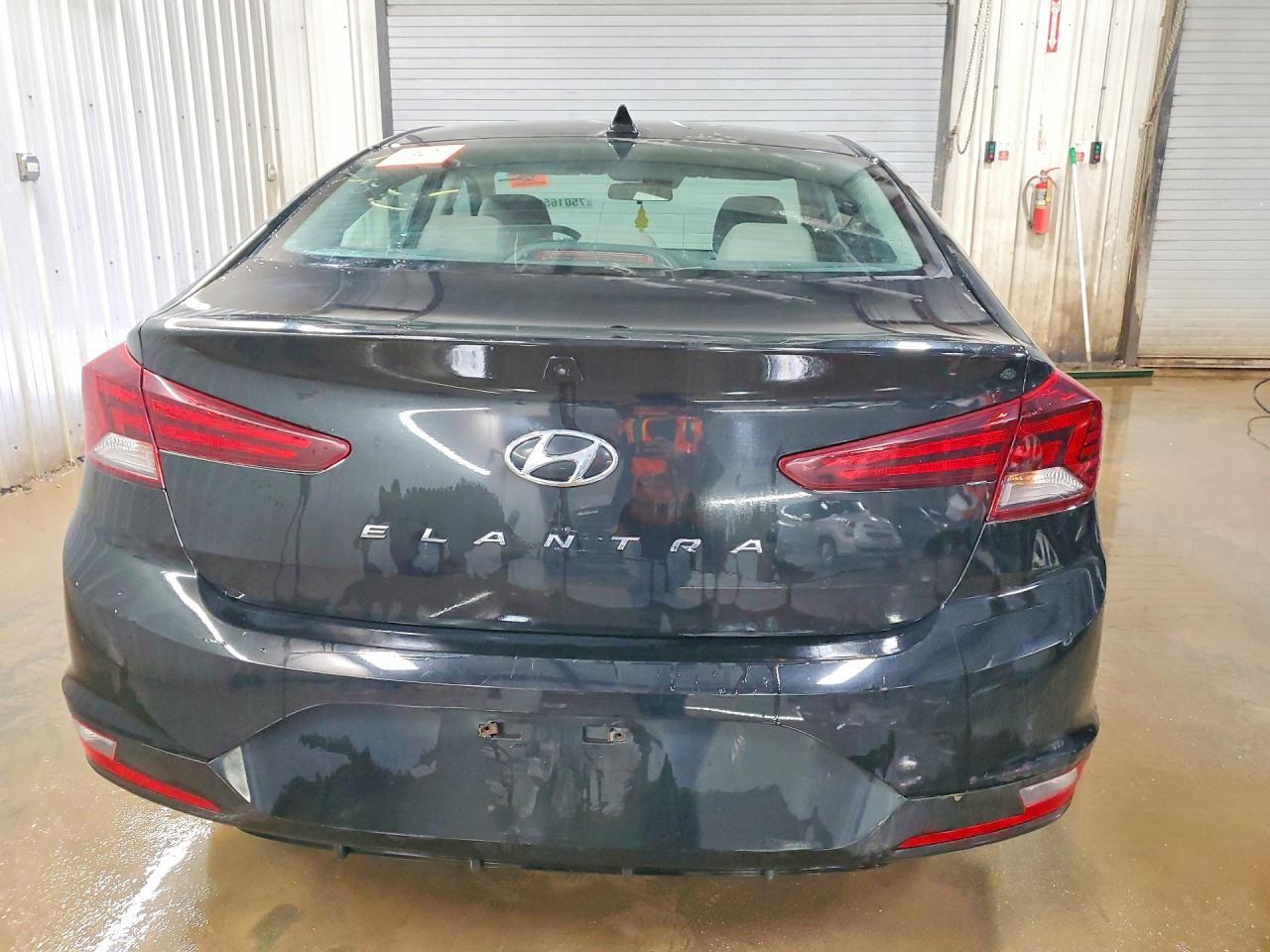 2019 Hyundai Elantra Sel - Фото 6