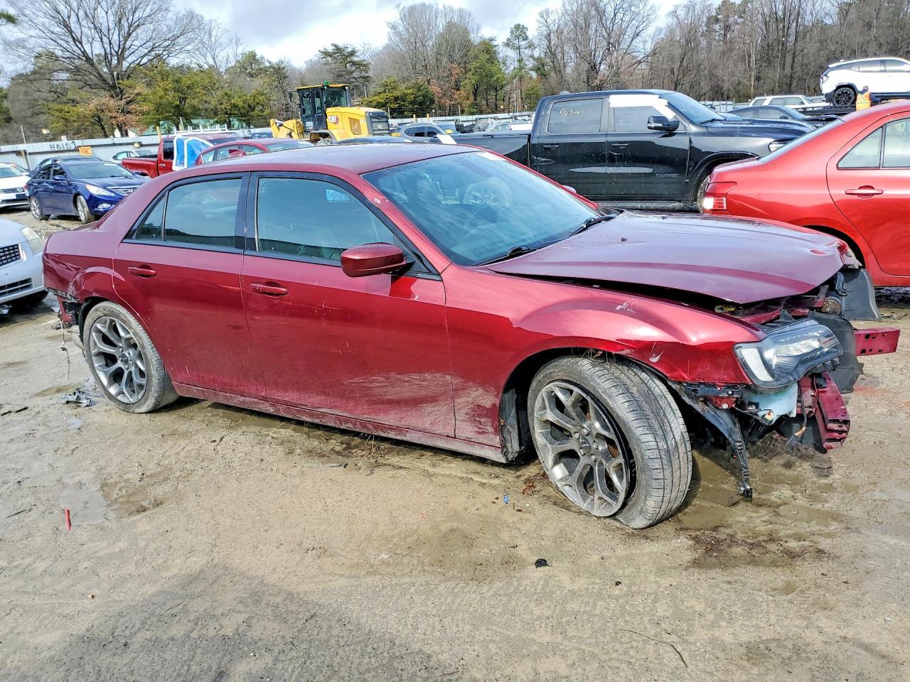 2018 Chrysler 300 S - Image 4
