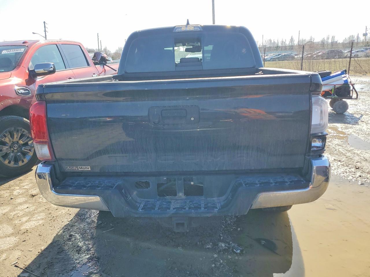 2018 Toyota Tacoma - Image 6