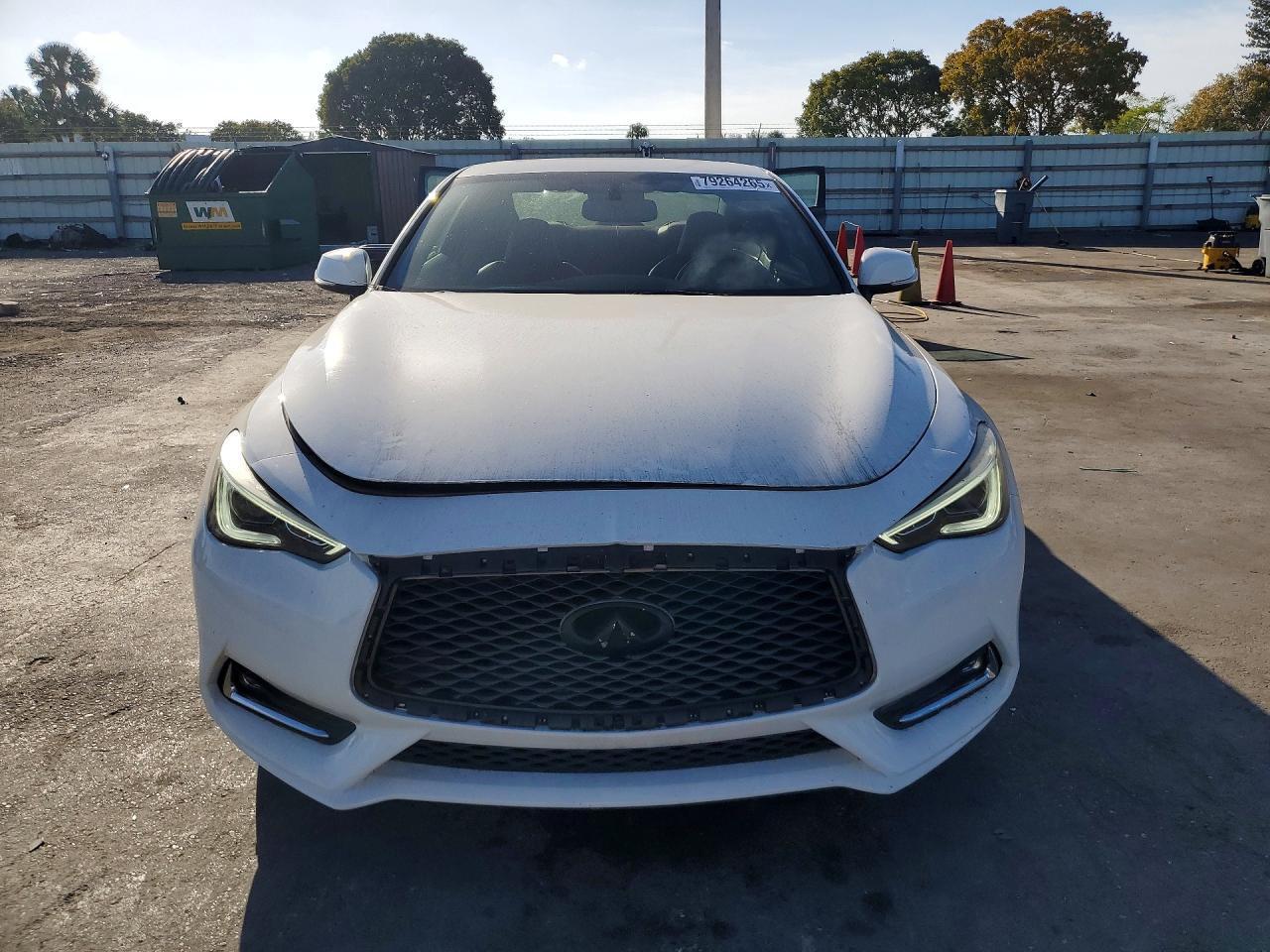 2017 Infiniti Q60 2.0T - Фото 5