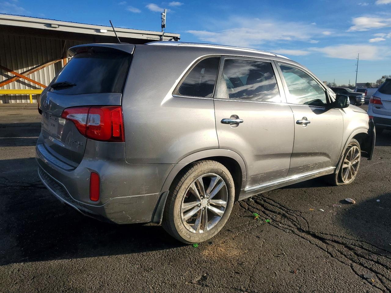 2015 Kia Sorento Sx - Image 3