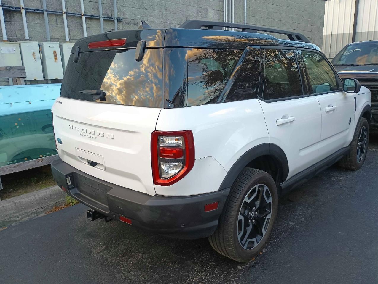 2023 Ford Bronco Sport Outer Banks - Фото 4