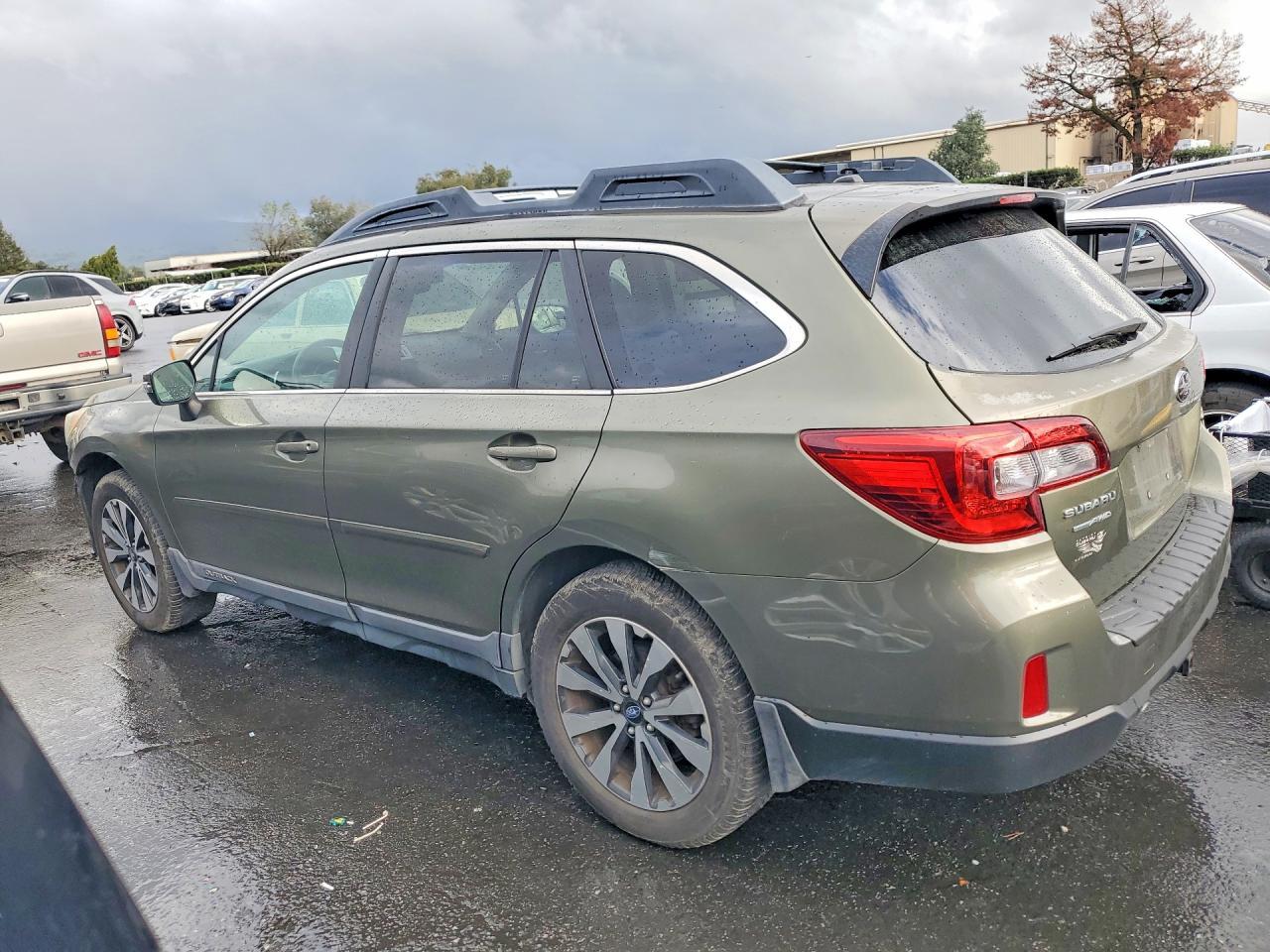 2015 Subaru Outback 2.5I Limited - Image 2