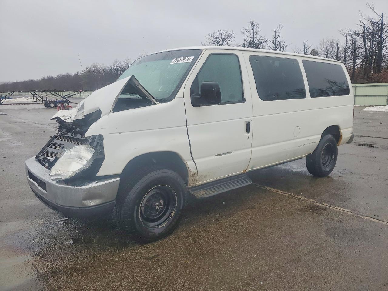 2011 Ford Econoline E350 Super Duty Wagon