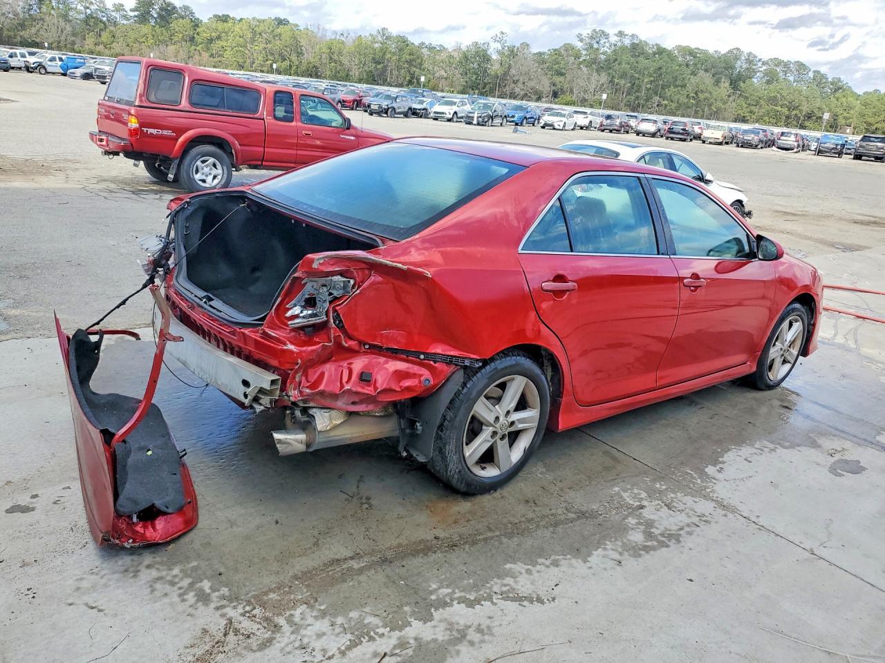2014 Toyota Camry Se - Фото 3