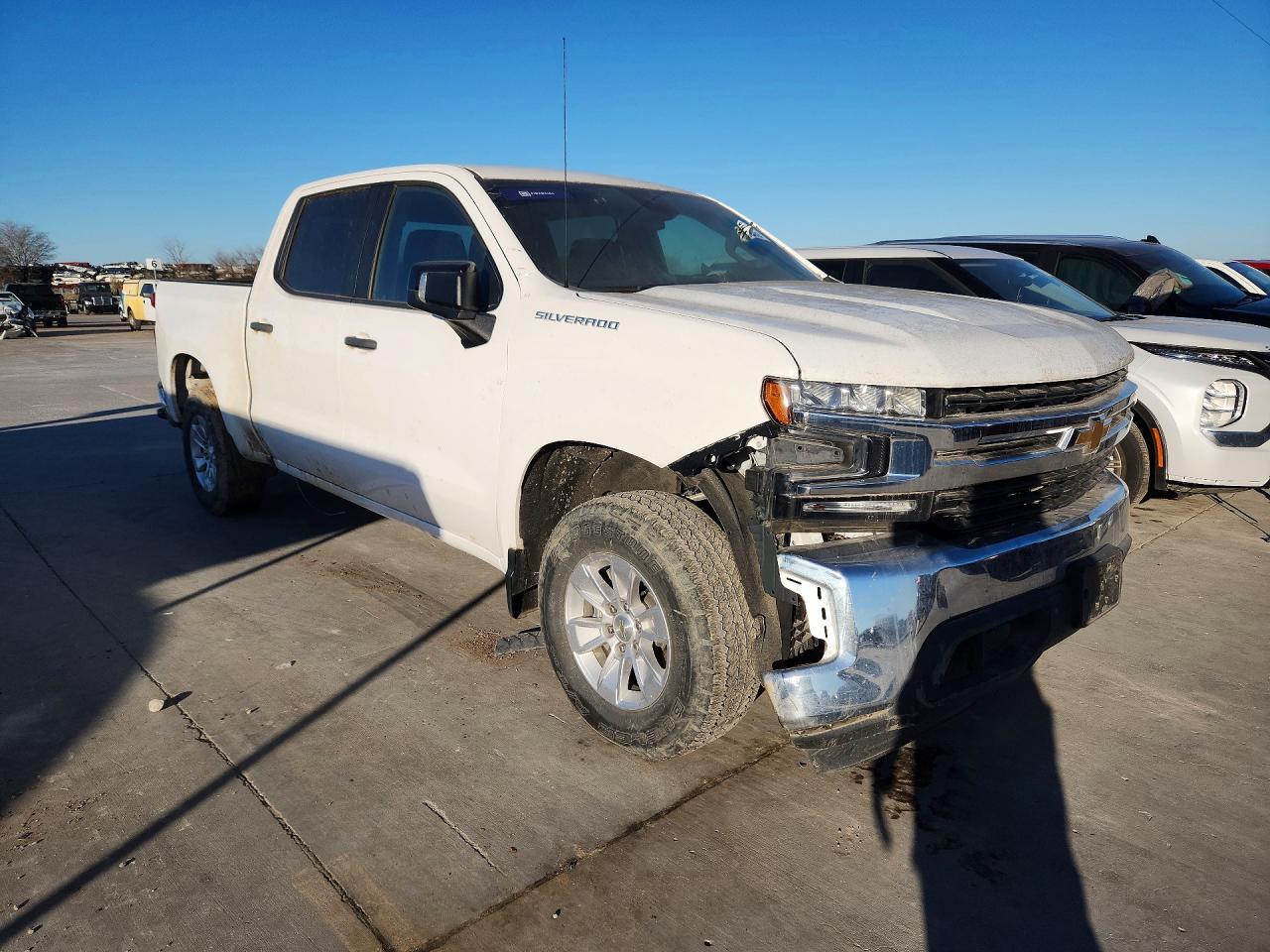 2023 Chevrolet Silverado C1500 - Image 4