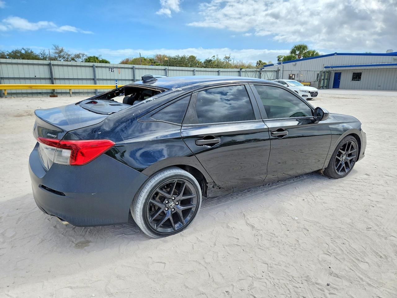 2022 Honda Civic Sport - Image 3