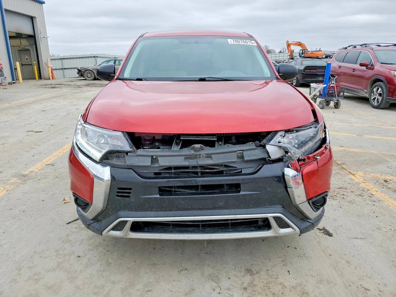 2019 Mitsubishi Outlander Es - Image 5