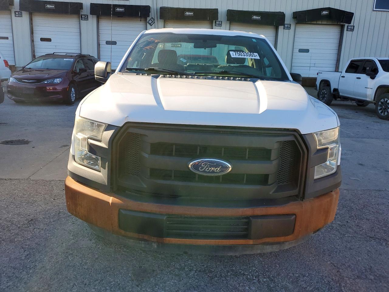 2016 Ford F150 - Image 5