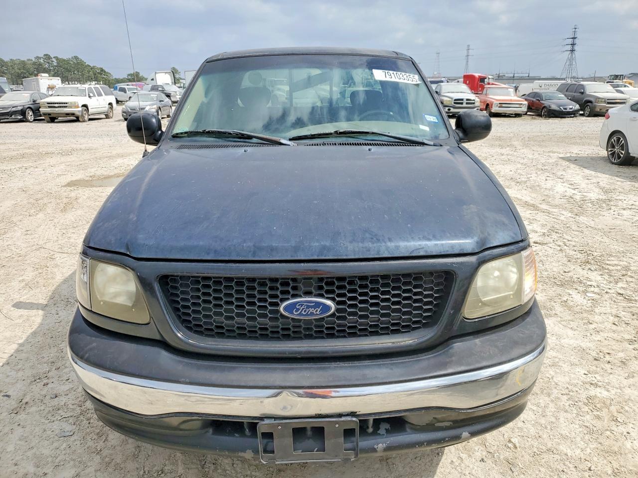 2002 Ford F150 - Фото 5