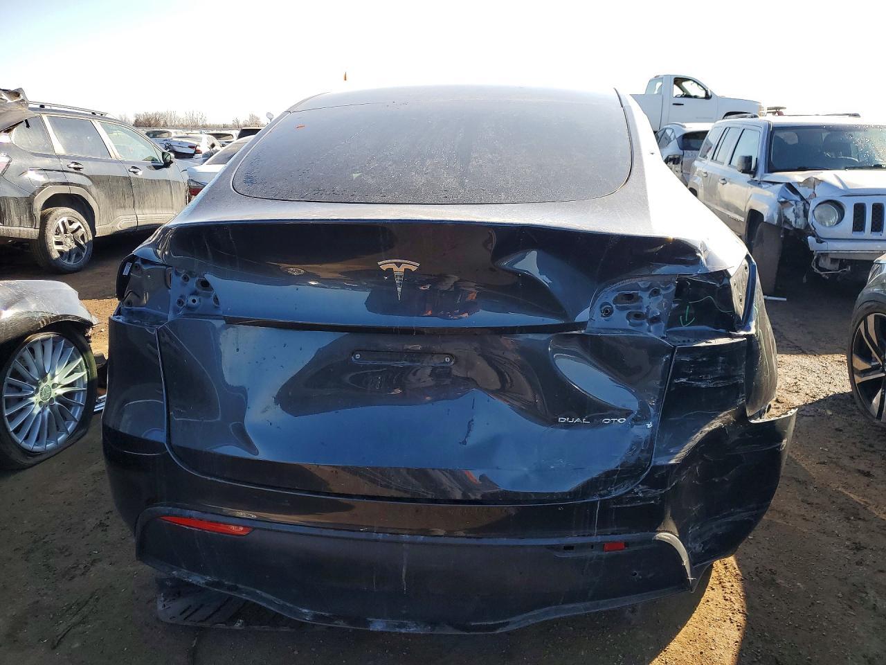 2024 Tesla Model Y - Image 6