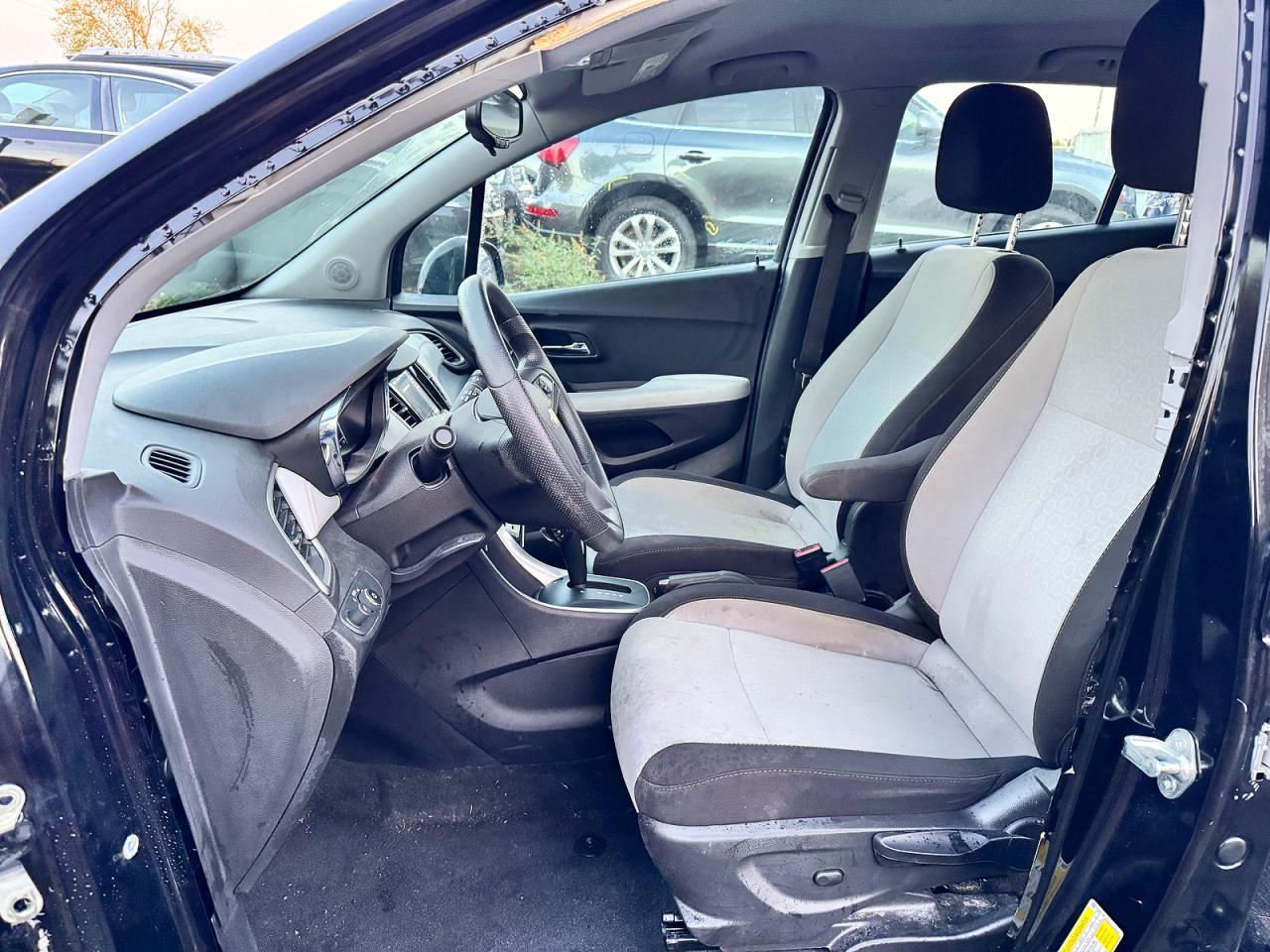 2020 Chevrolet Trax Ls - Image 5