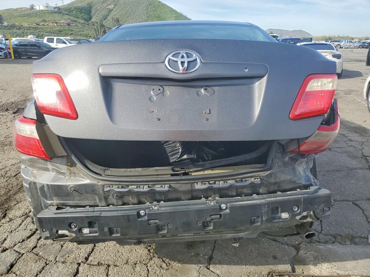 2009 Toyota Camry - Image 6