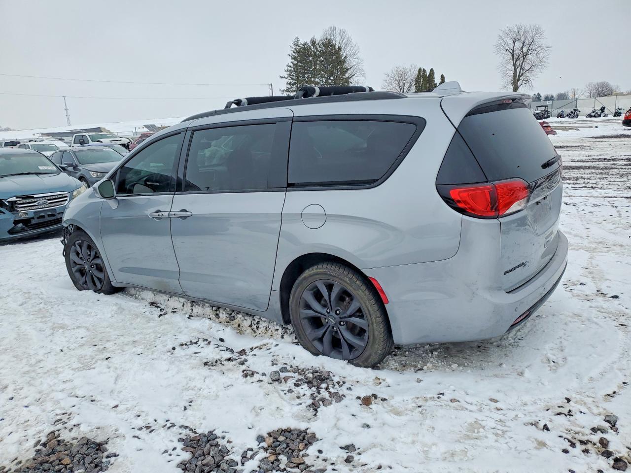 2020 Chrysler Pacifica Touring L Plus - Image 2