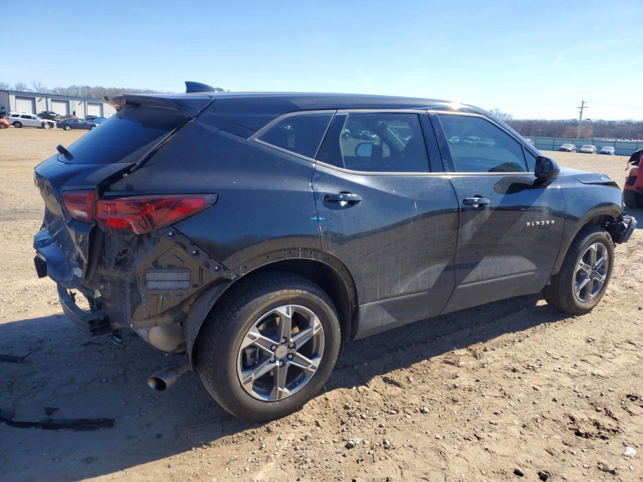 2023 Chevrolet Blazer 2Lt - Фото 3
