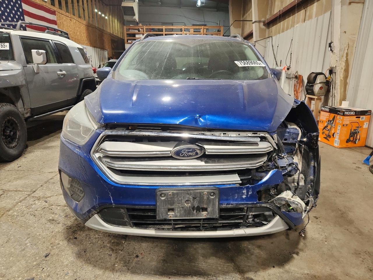 2017 Ford Escape Se - Фото 5