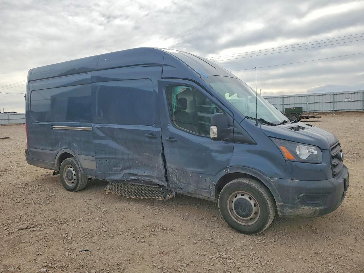 2020 Ford Transit 250 Delivery Van - Фото 4