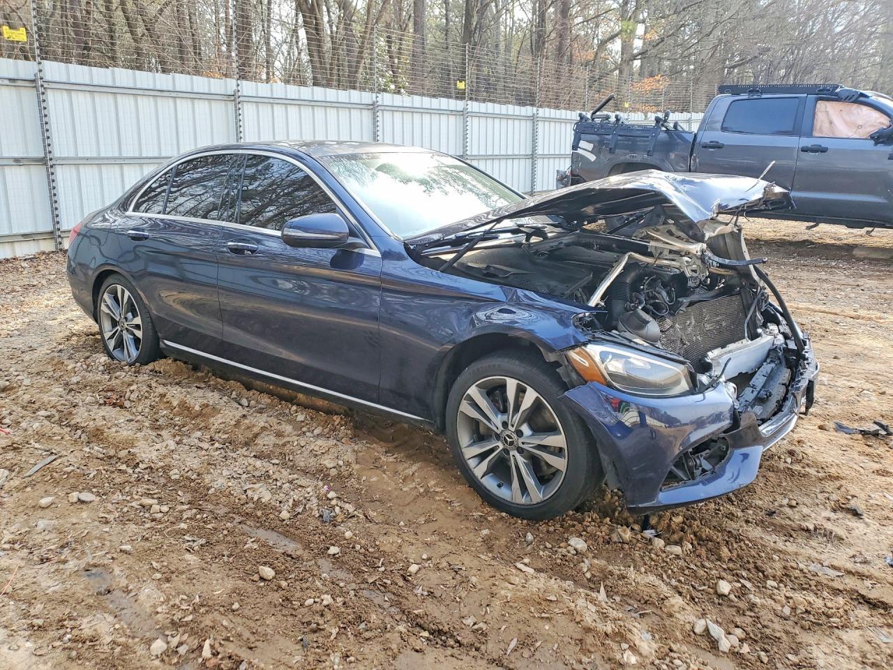 2017 Mercedes-Benz C 300 4Matic - Image 4