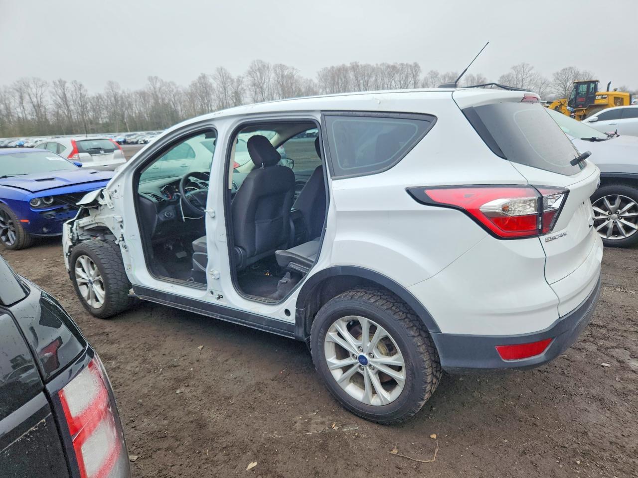 2018 Ford Escape S - Фото 2