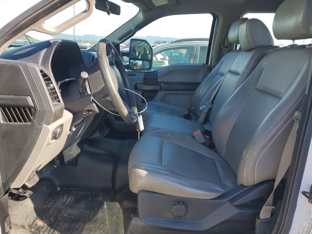 2017 Ford F250 Super Duty - Фото 7