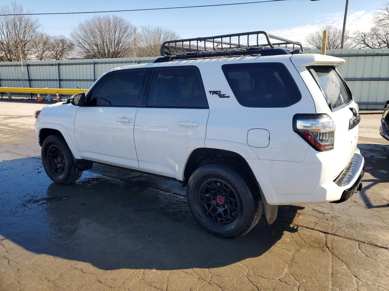 2024 Toyota 4Runner Trd Off-Road Premium - Фото 2