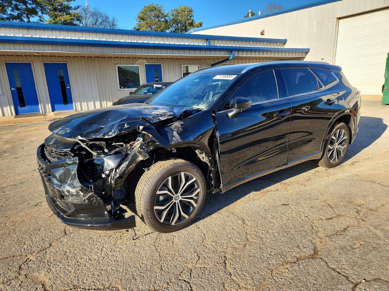 2025 Toyota Crown Signia Xle
