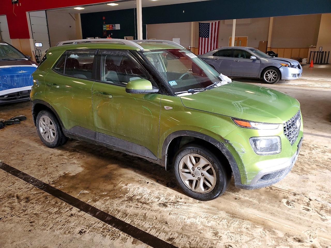2020 Hyundai Venue Sel - Image 4
