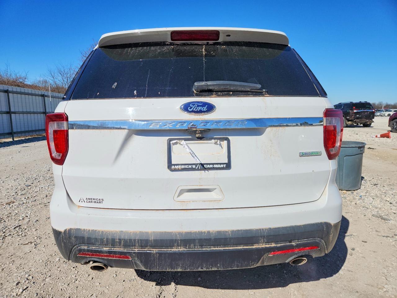 2017 Ford Explorer - Image 6