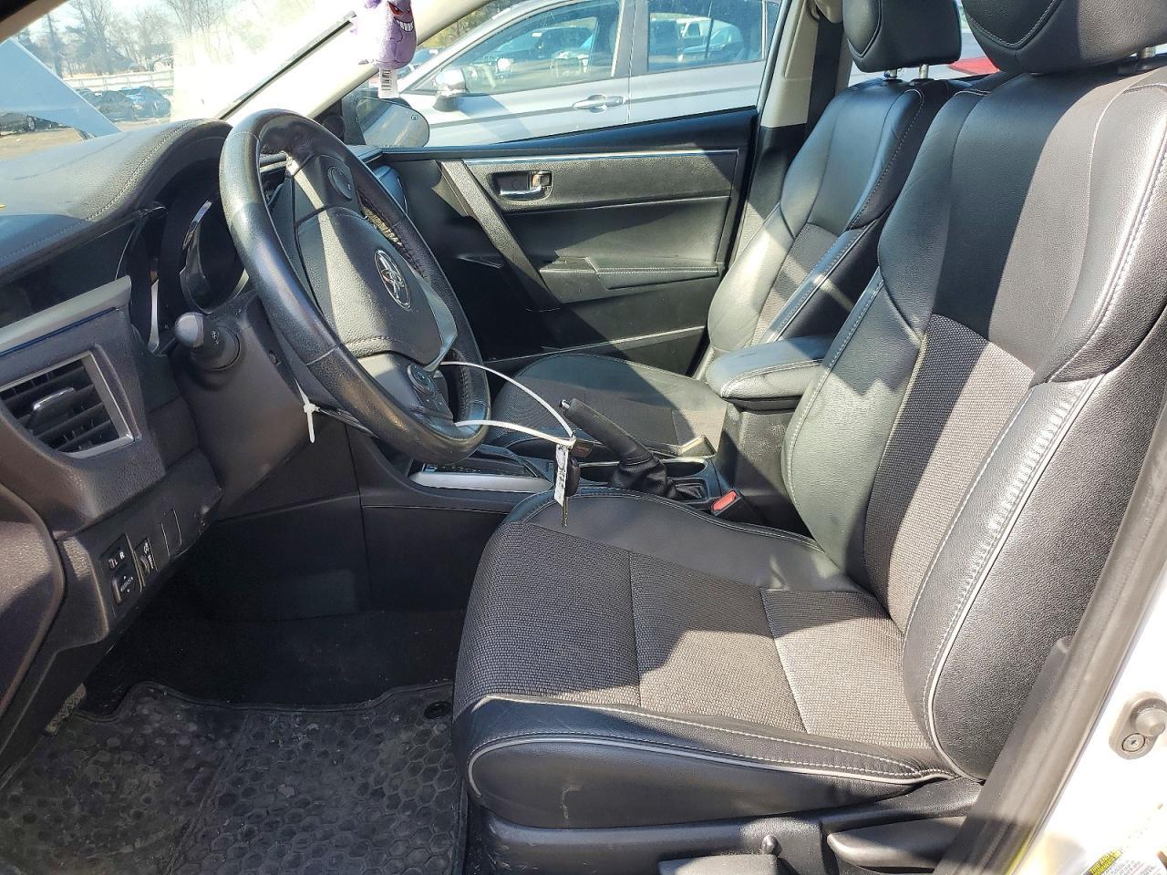 2015 Toyota Corolla S Plus - Image 7