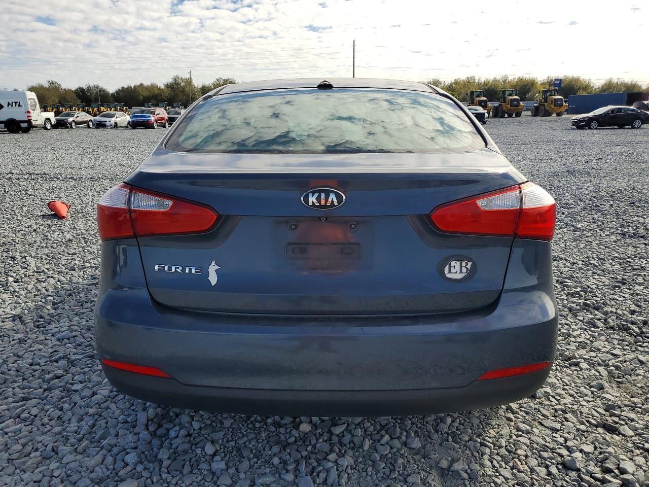 2016 Kia Forte Lx - Фото 6