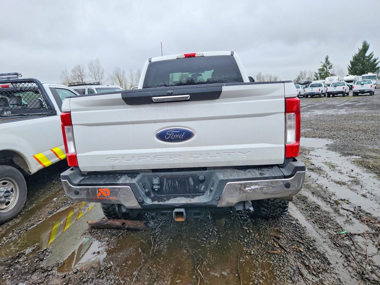 2018 Ford F350 Super Duty - Фото 6