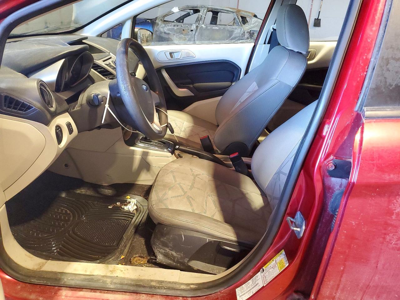2011 Ford Fiesta Se - Image 7